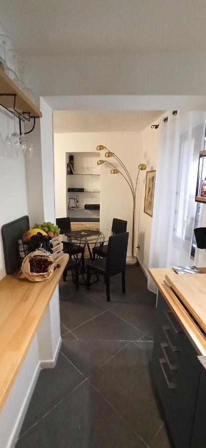 Appartement Jacona 365 *