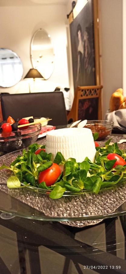 Appartement Jacona 365 *